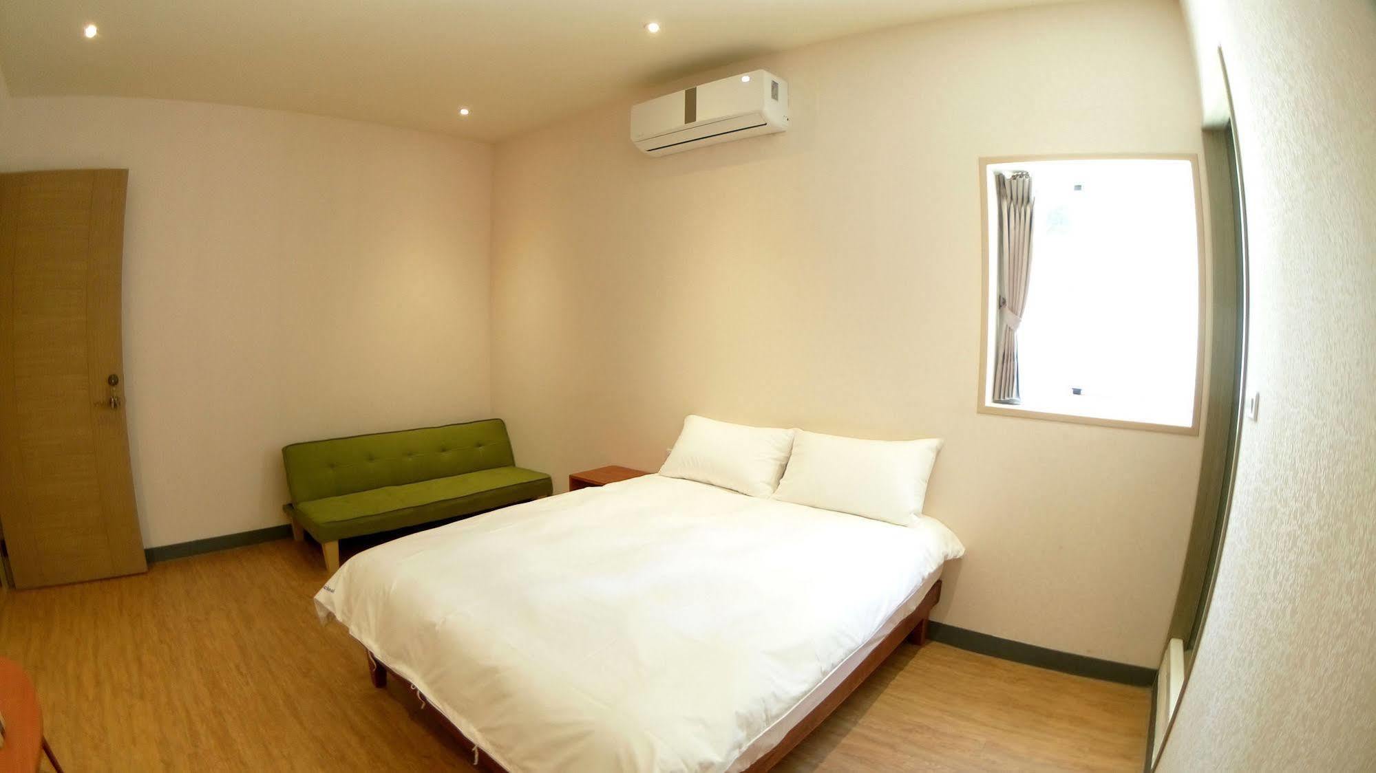 Hostel Fun Wind Sailing Nanwan Exterior foto
