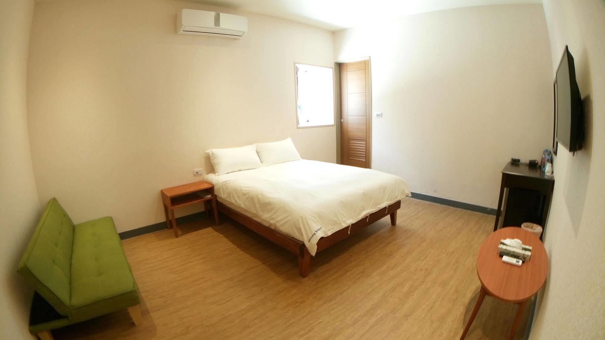Hostel Fun Wind Sailing Nanwan Exterior foto